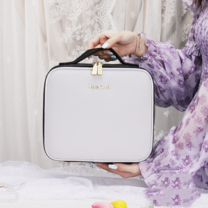 Smart LED Cosmetic Case Mimarta