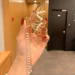 Butterfly Hair Claw Rieworkes