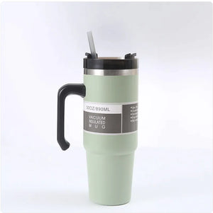 Handled Car Cup with Straw Rieworkes