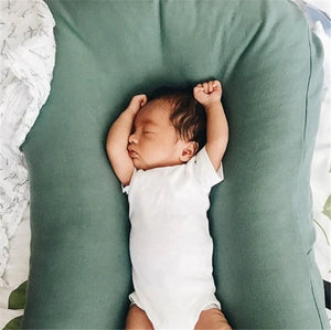 Newborn Lounger Bed Rieworkes