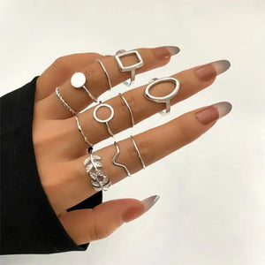 Bohemian Chain Rings Rieworkes