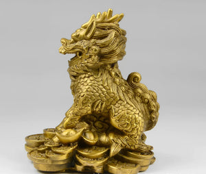 Brass Feng Shui Qilin Decorative Furniture Piece Mimarta