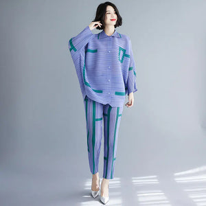 Women's Geometric Pleated Cardigan Set for Fall/Winter Mimarta