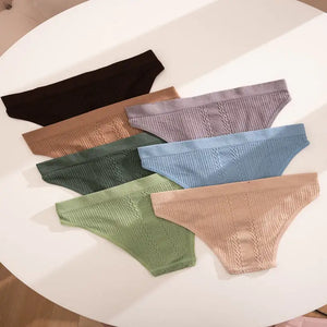 Elegant Comfortable Textured Panties Set of Seven Rieworkes