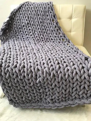 Chunky Knitted Blanket Rieworkes