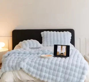 Thick Plush Blanket Rieworkes