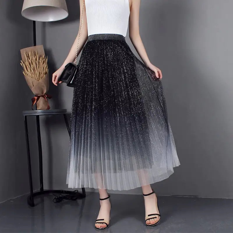 High-Waisted Pleated Skirt with Gradient Mesh Design Mimarta