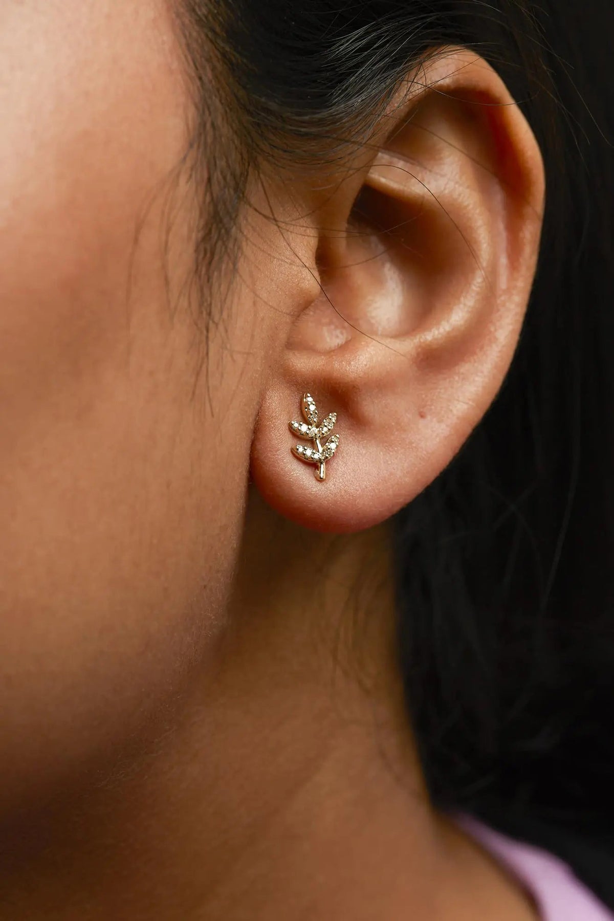 10K Yellow Gold 1/10 Cttw Diamond Accented Leaf and Branch Stud Earrings (H - I Color, I1 - I2 Clarity) - Rieworkes