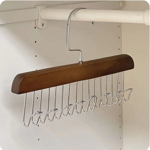 Multi-hook Clothes Hanger Rieworkes