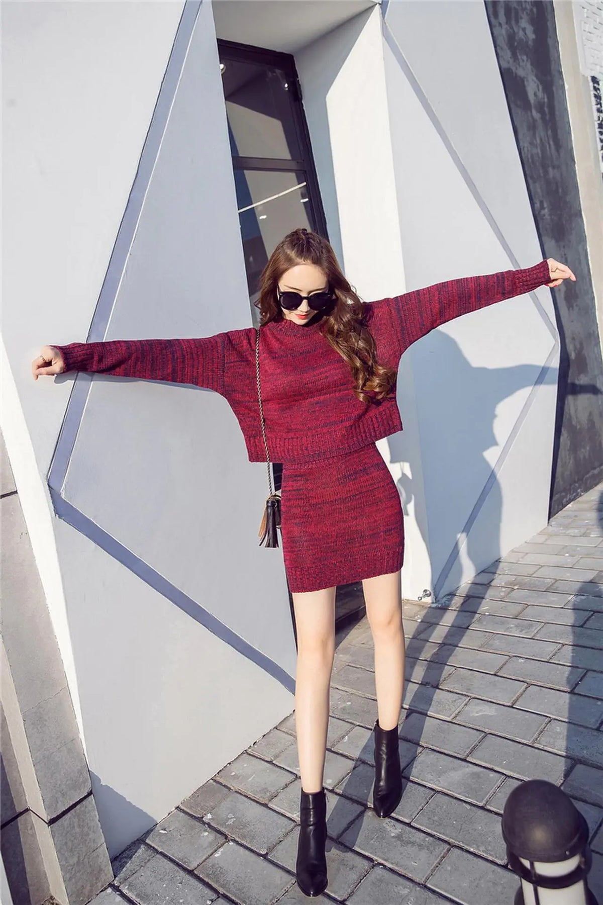 2-Piece Set: Fitted Dress and Sweater Skirt Mimarta
