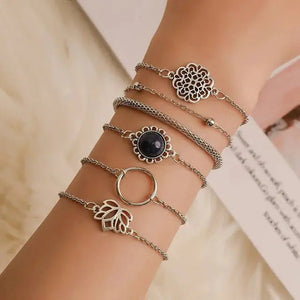 5 - piece Bohemian Shell Moon Charm Bracelet Set for Women - Rieworkes