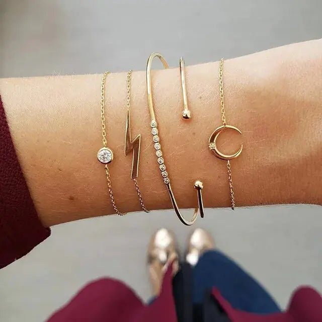5 - piece Bohemian Shell Moon Charm Bracelet Set for Women - Rieworkes