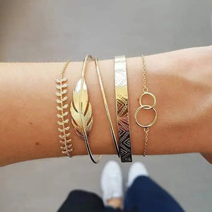 5 - piece Bohemian Shell Moon Charm Bracelet Set for Women - Rieworkes