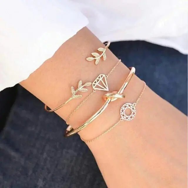 5 - piece Bohemian Shell Moon Charm Bracelet Set for Women - Rieworkes