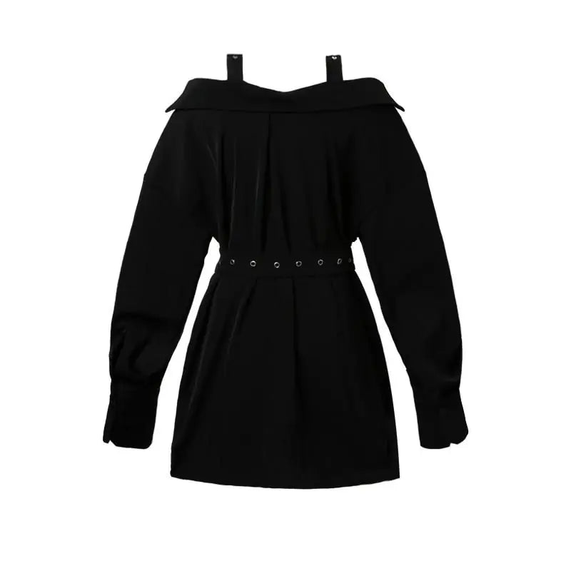 Chic Belt Accentuates Elegant Timeless Silhouette Rieworkes