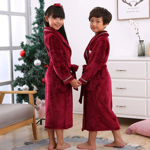 Winter Coral Fleece Thick Bathrobe Rieworkes