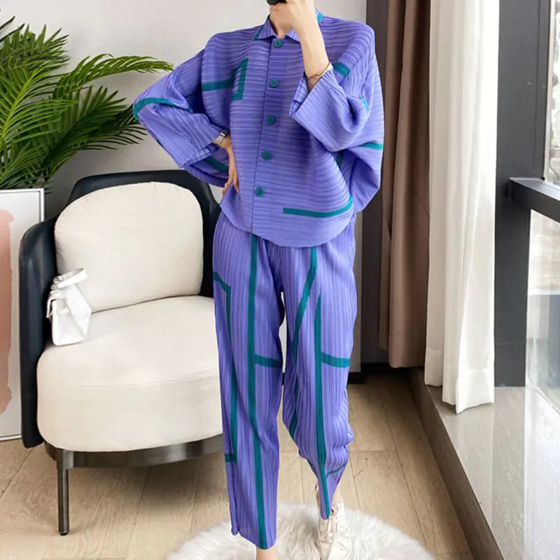 Women's Geometric Pleated Cardigan Set for Fall/Winter Mimarta
