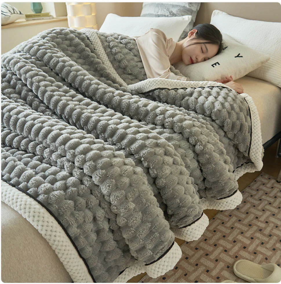 Winter Coral Flannel Thermal Blanket Rieworkes