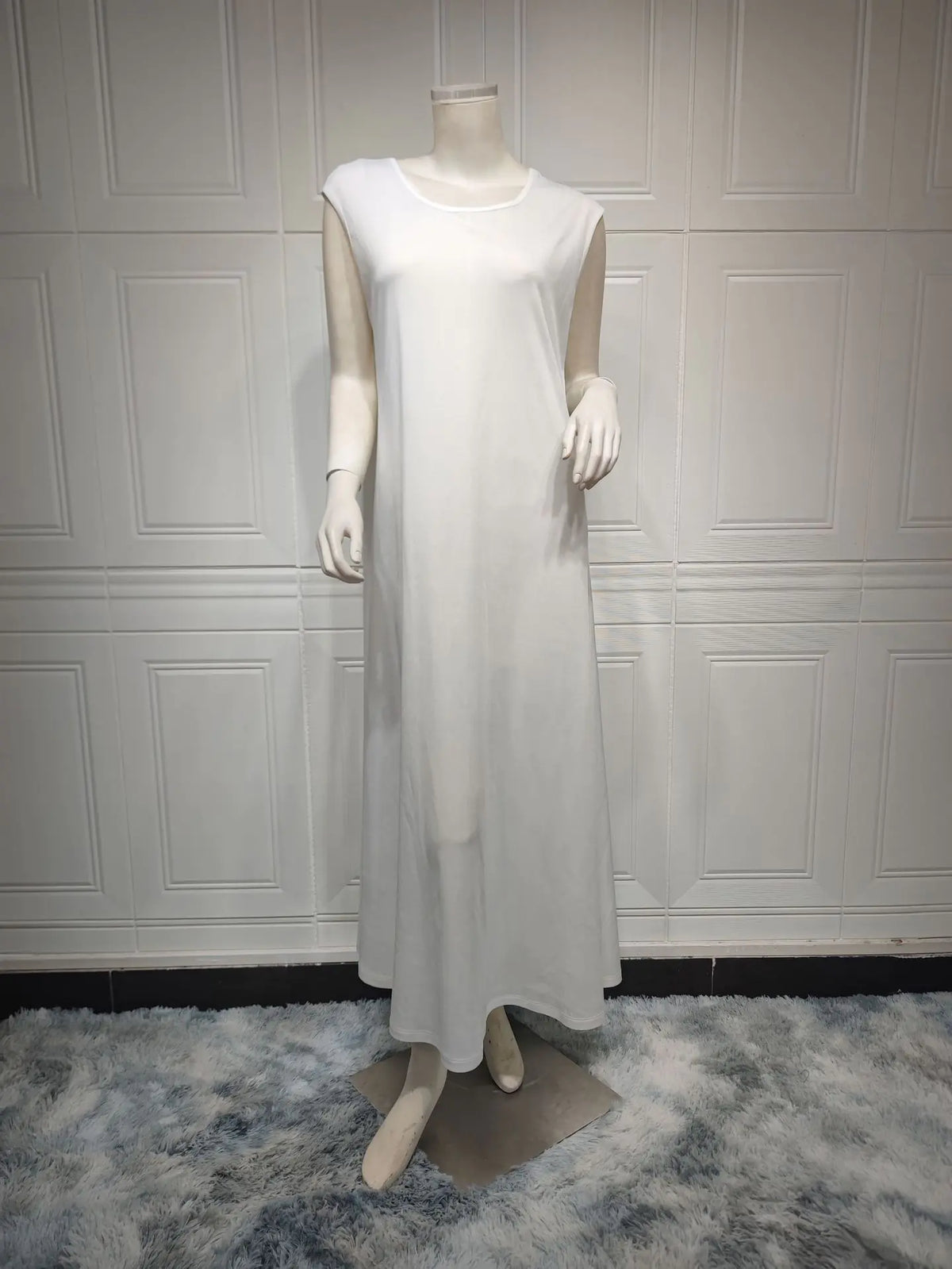 Elegant Muslim Satin Robe for Women Mimarta