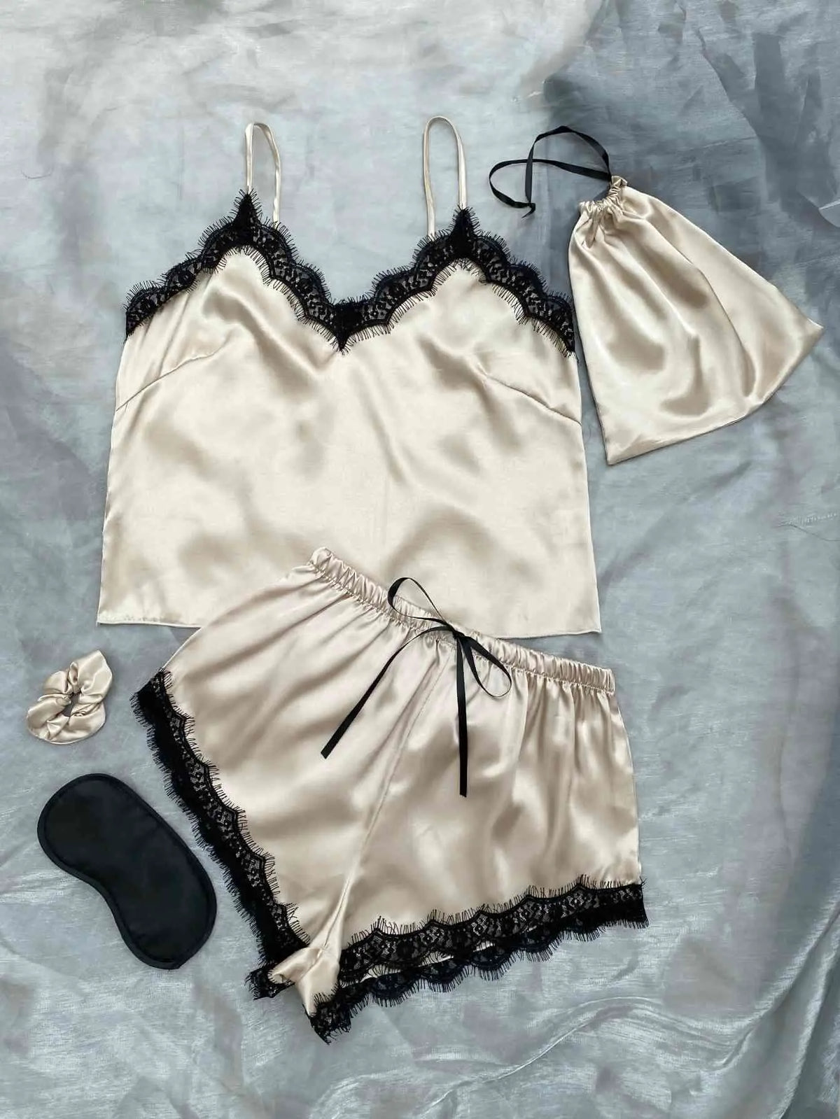 Lace Dreams Pajama Set Rieworkes