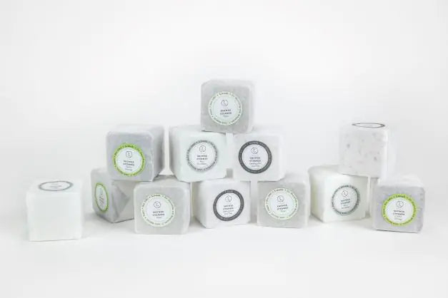 Fizzes for your Bath and Shower - 3 Bath bombs and 8 shower steamers Rieworkes