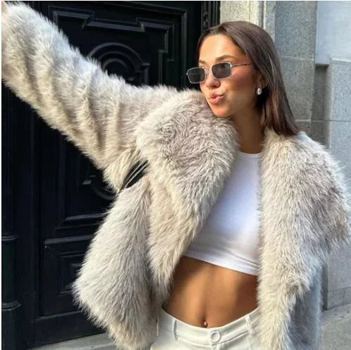 Women's Faux Fox Fur Coat: Luxe Furry Jacket for Autumn and Winter Rieworkes