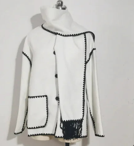 Women's Thick Woolen Coat with Scarf Rieworkes