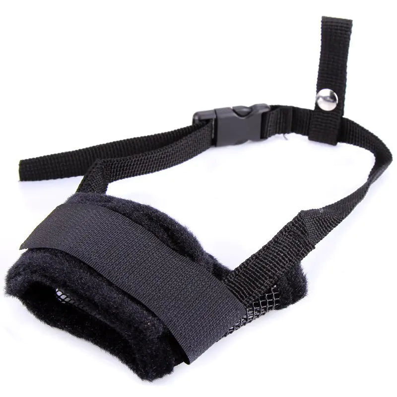 Dog Bite-Proof Mouthpiece and Furniture Protective Cover Mimarta