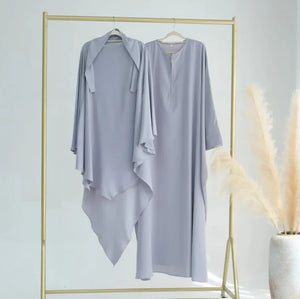 Crew-neck Batwing Sleeve Robe Mimarta