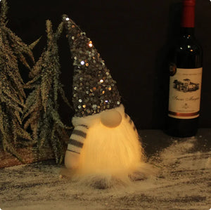 Glowing Faceless Doll Decorative Ornament Rieworkes