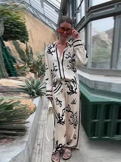Elegant Printed Women's Pants Set Rieworkes