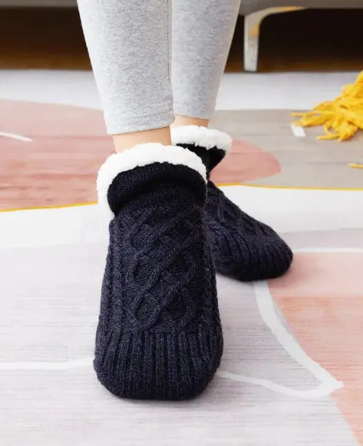 Winter Woolen Socks Mimarta