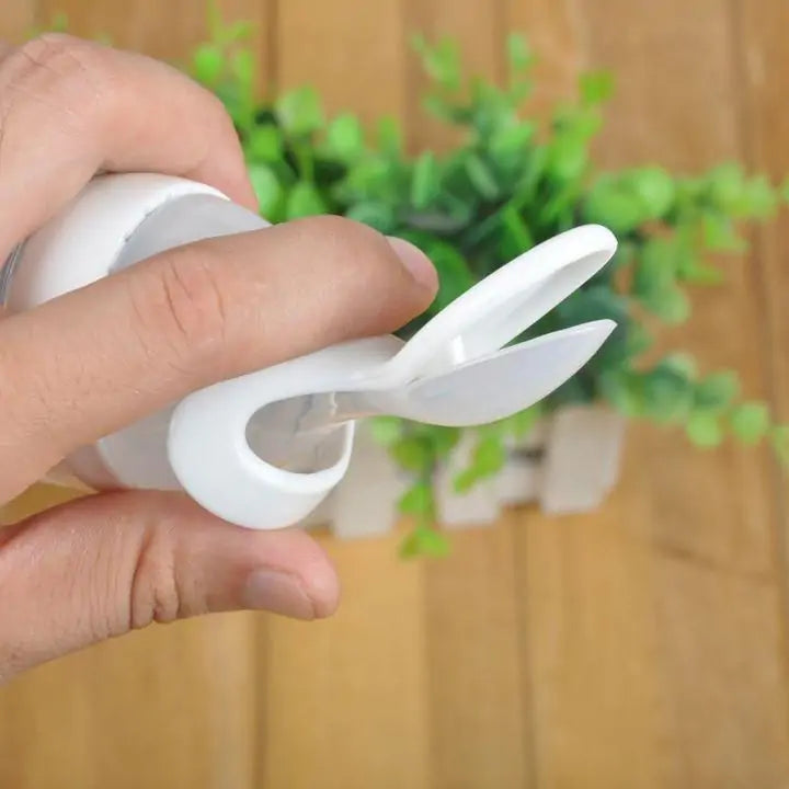 Baby Bottle Squeezer Rieworkes