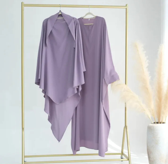Crew-neck Batwing Sleeve Robe Mimarta