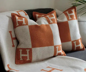 Luxury H Blanket & Pillows Rieworkes