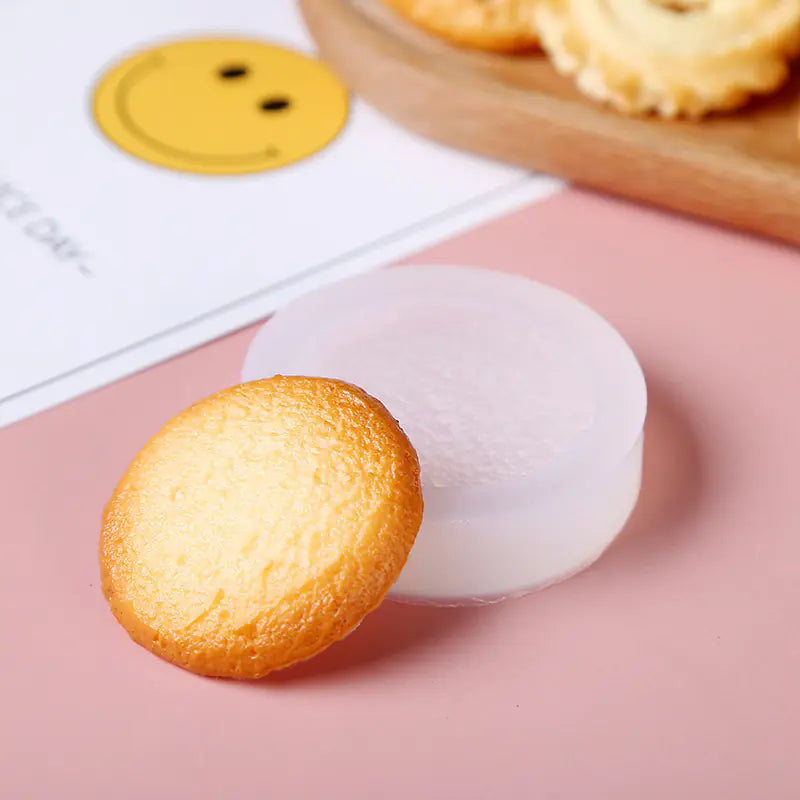 Creative Cake and Cookie Mold for Baking Decoration Rieworkes