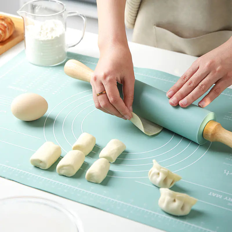 Thick Non-Slip Rolling Pin and Large Non-Stick Mat Rieworkes