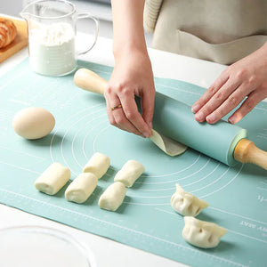 Thick Non-Slip Rolling Pin and Large Non-Stick Mat Rieworkes