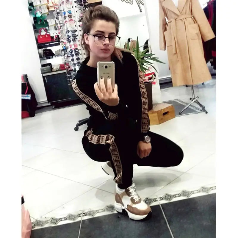 Autumn Winter Set: Fashion Hoodie and Casual Pants Mimarta