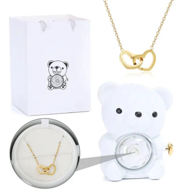 Lux Clover Necklace in Gift Box Rieworkes