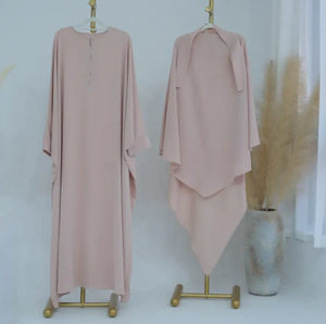 Crew-neck Batwing Sleeve Robe Mimarta
