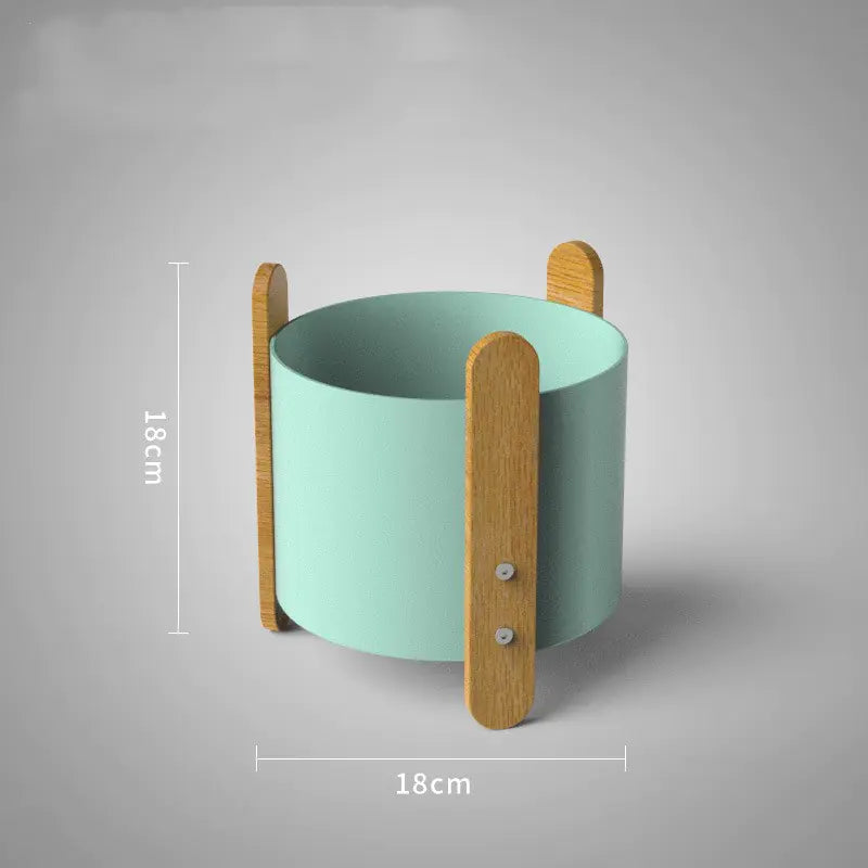 Nordic Iron Planter with Creative Minimalist Design Mimarta