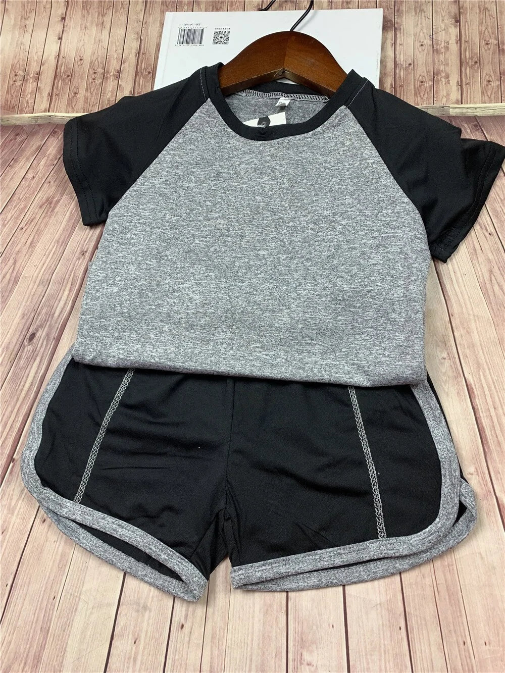 Kids Fitness T-shirt and Gym Shorts Rieworkes