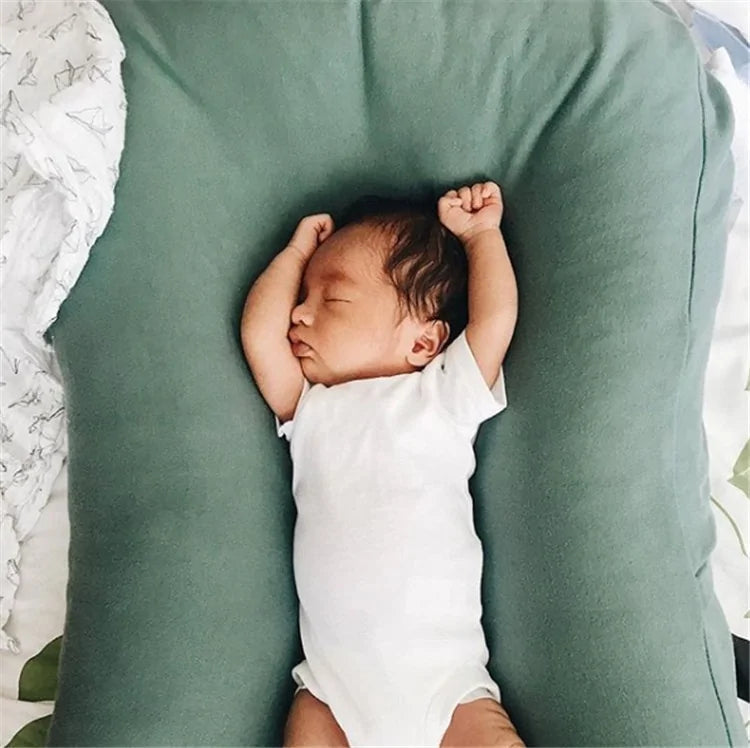 Newborn Lounger Bed Rieworkes