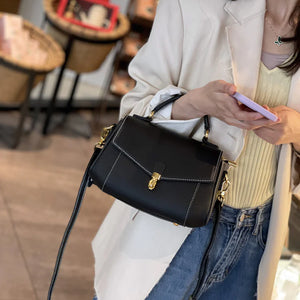 Chic Leather Crossbody Bag Rieworkes