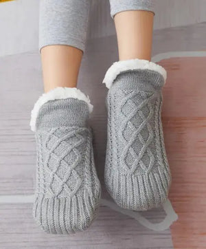 Winter Woolen Socks Mimarta
