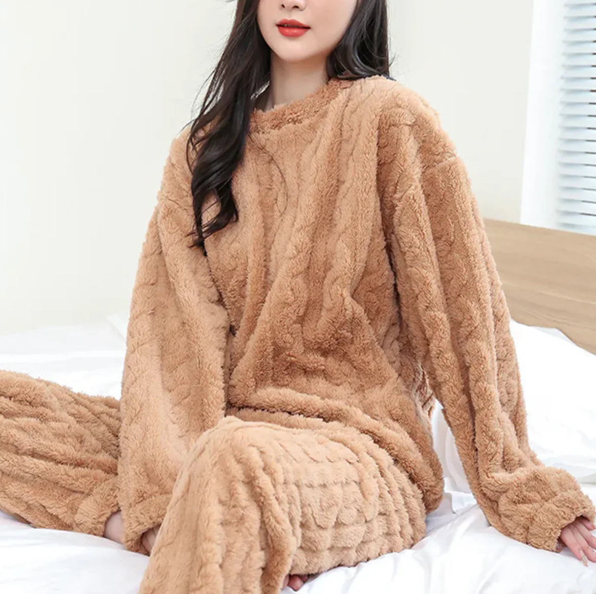 Winter Coral Velvet Pajama Set Mimarta