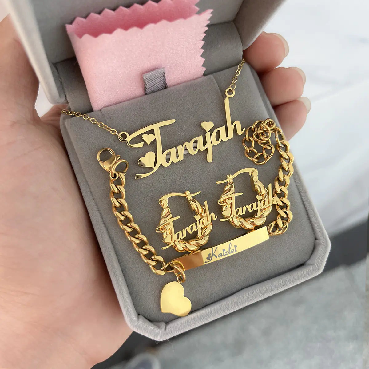 Personalized Kids Jewelry Set: Necklace, Bracelet, Earrings Mimarta