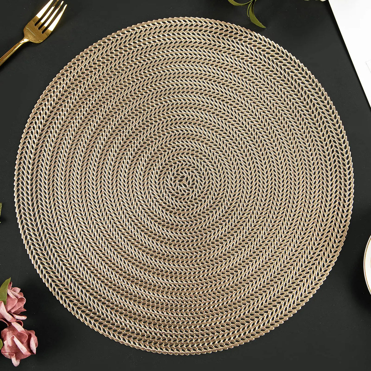 Mabbcoo Round Placemats Set of 4 15 Inch Vinyl Placemats Hollow Out Washable and Wipeable Gold Circle Place Mats Dining Table Mats for Anniversary Dinner Kitchen Decorations Rieworkes