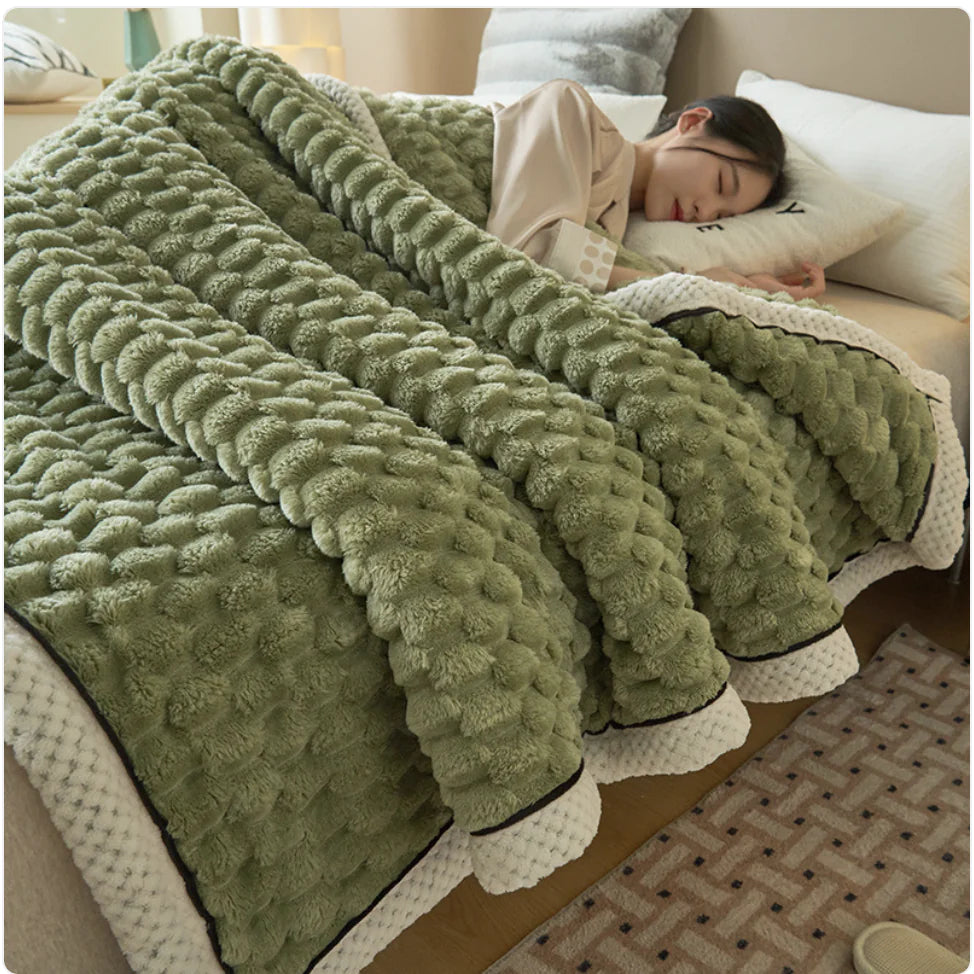 Winter Coral Flannel Thermal Blanket Rieworkes
